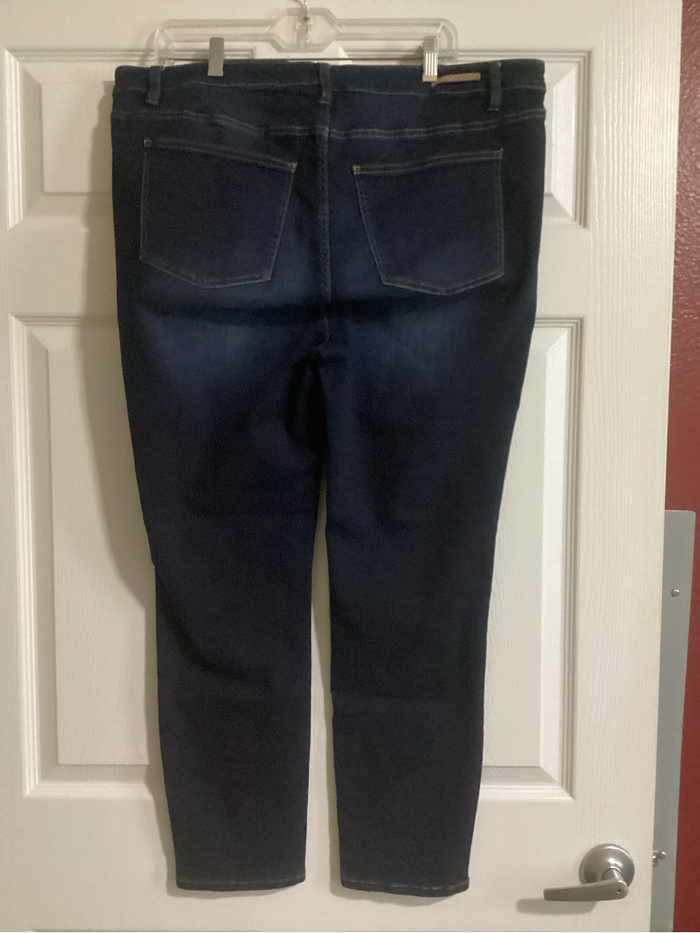 Soft Surroundings 18W. Dark wash stretch jean